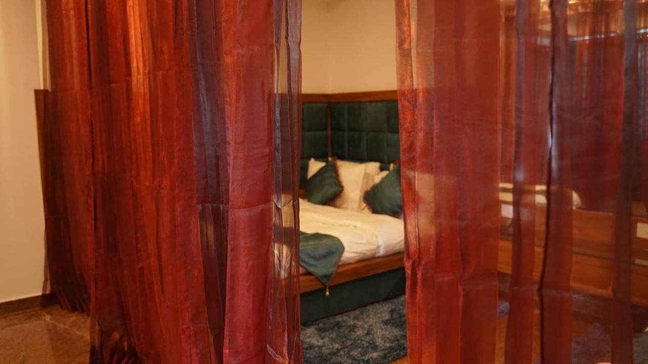 Hotel Saheb'S Castle Mcleodganj McLeod Ganj Exterior foto